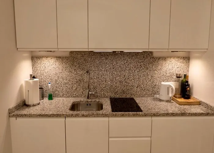 Modern Near Center Апарт-готель 3*